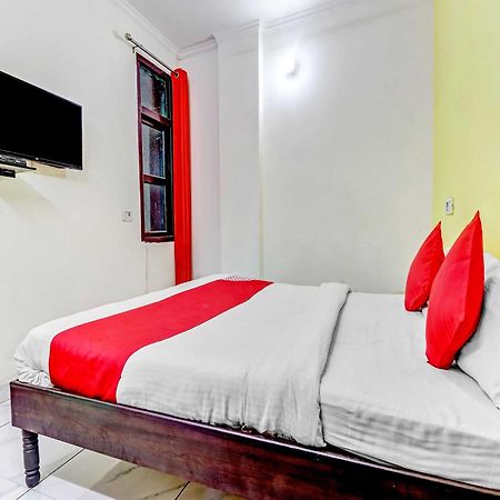 Hotel O Cozy Stay Delhi  Buitenkant foto