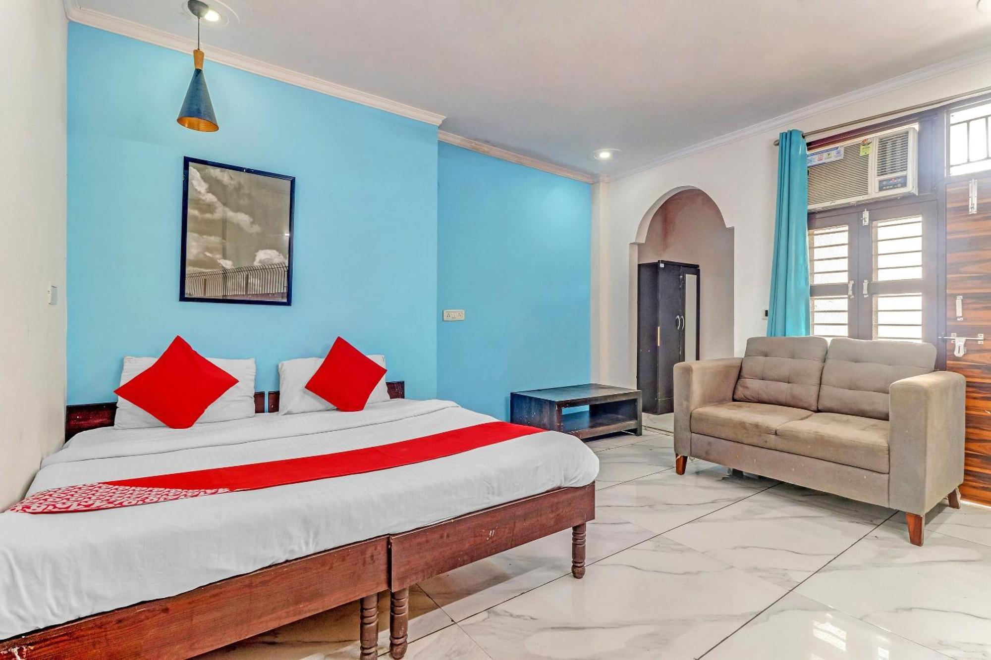 Hotel O Cozy Stay Delhi  Buitenkant foto