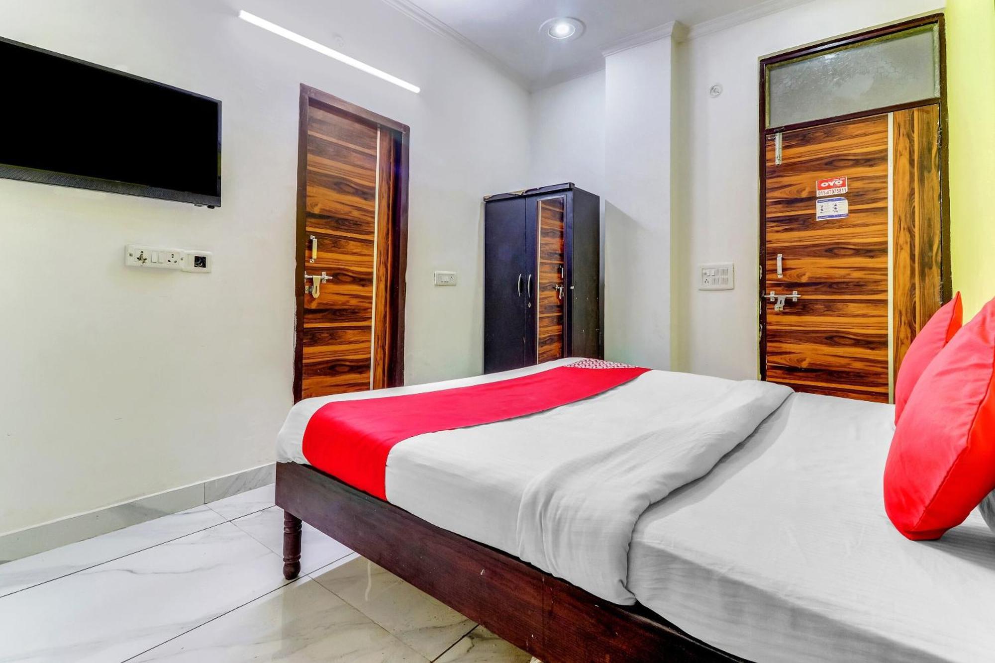 Hotel O Cozy Stay Delhi  Buitenkant foto