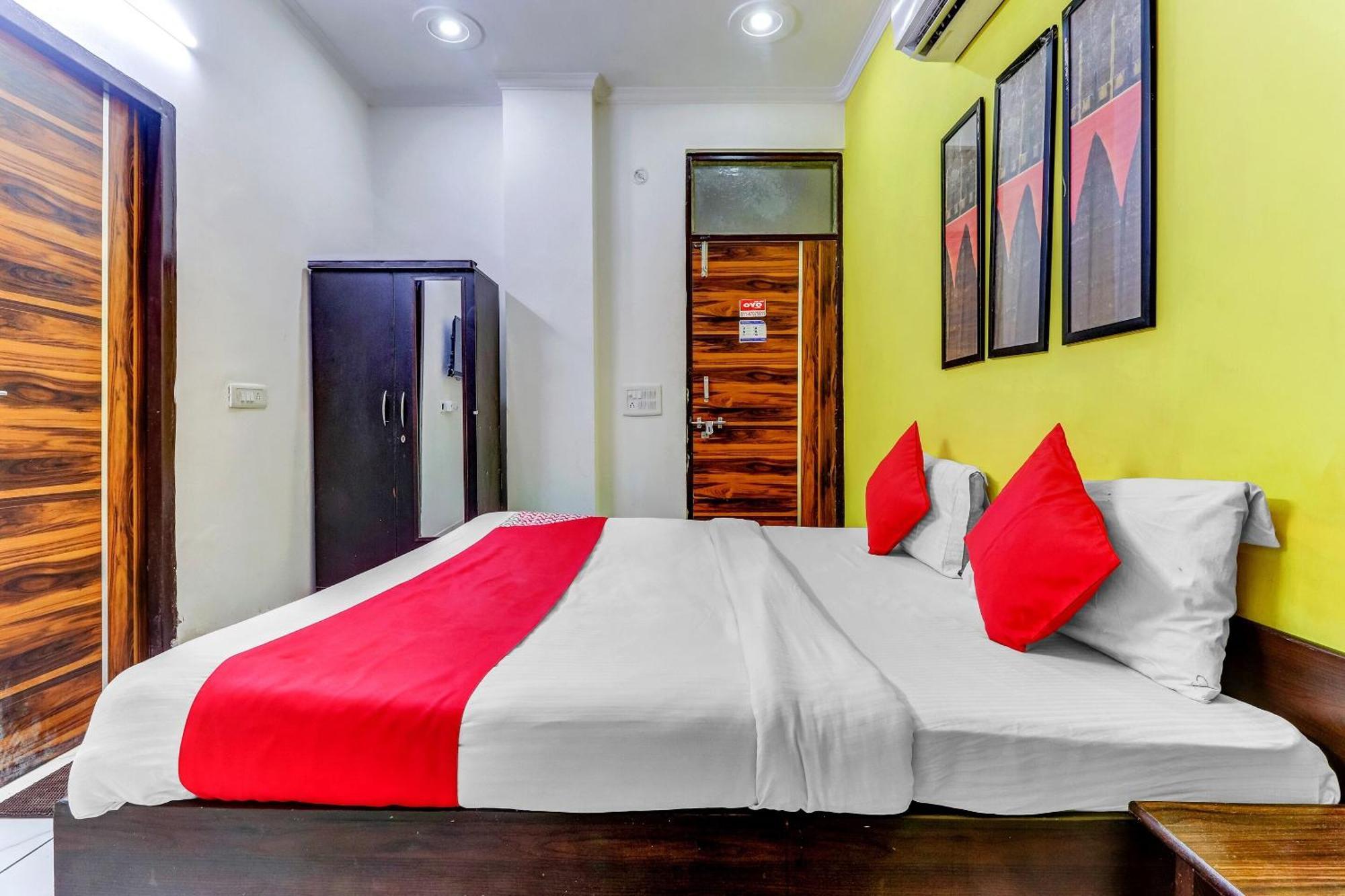 Hotel O Cozy Stay Delhi  Buitenkant foto
